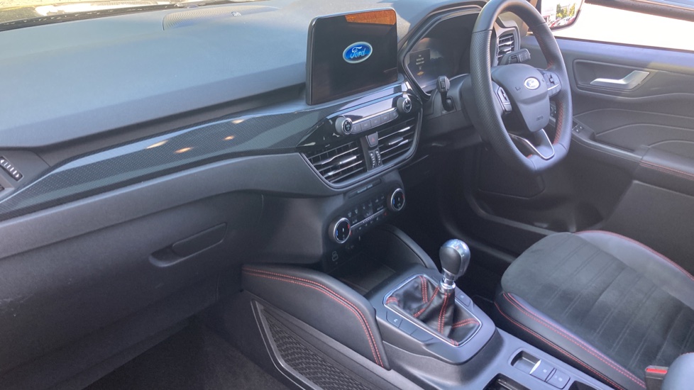 Ford Kuga 1.5 EcoBoost 150 ST-Line X Edition 5dr Petrol Estate - Image 9