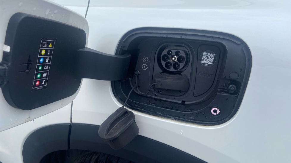 smart Hashtag 3 200kW Premium 66kWh 5dr Auto Electric Estate - Image 39
