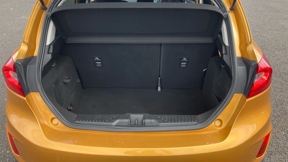 Ford Fiesta 1.0 EcoBoost 125 Active X 5dr Petrol Hatchback - Image 4