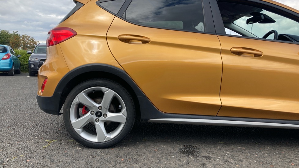 Ford Fiesta 1.0 EcoBoost 125 Active X 5dr Petrol Hatchback - Image 7