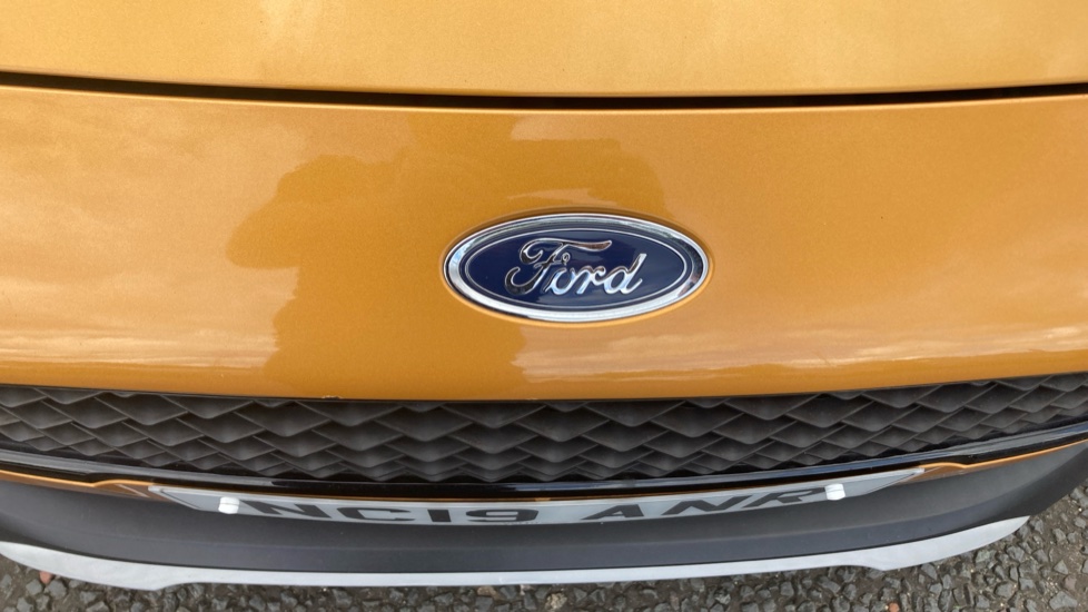 Ford Fiesta 1.0 EcoBoost 125 Active X 5dr Petrol Hatchback - Image 24
