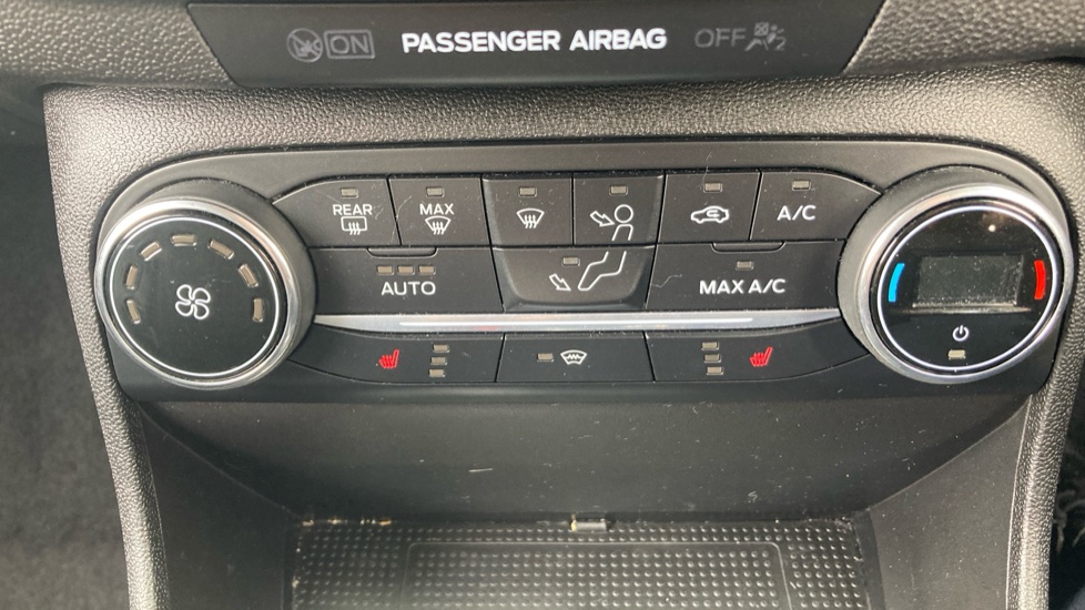 Ford Fiesta 1.0 EcoBoost 125 Active X 5dr Petrol Hatchback - Image 29