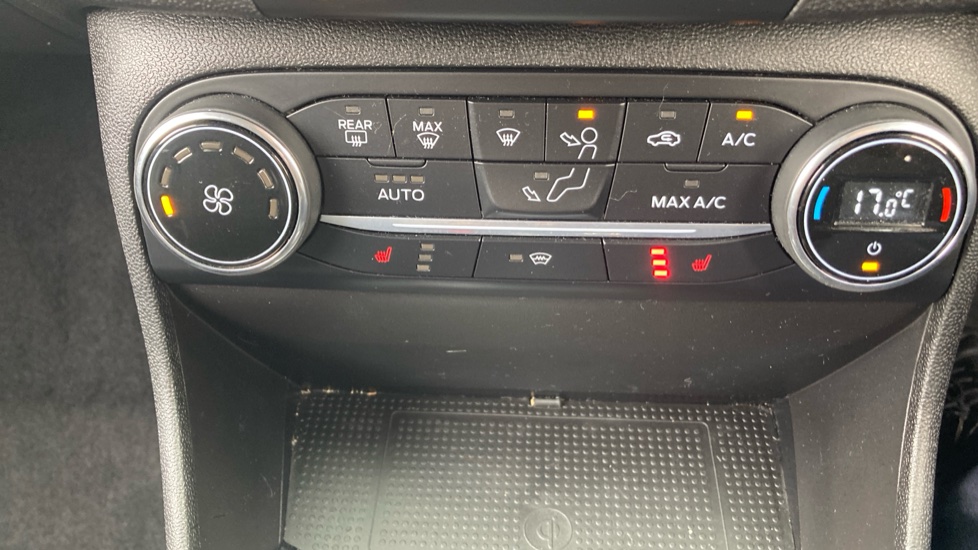 Ford Fiesta 1.0 EcoBoost 125 Active X 5dr Petrol Hatchback - Image 30