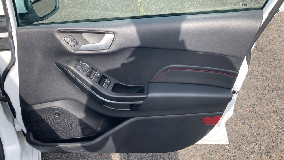 Ford Fiesta 1.0 EcoBoost Hybrid mHEV 155 ST-Line X Edition 5dr Petrol Hatchback - Image 25