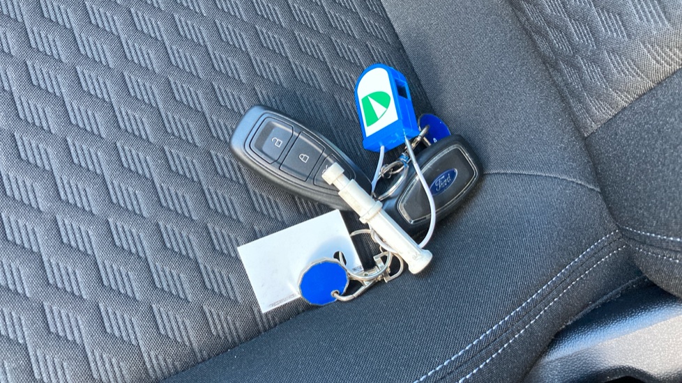 Ford Fiesta 1.0 EcoBoost Titanium 5dr Petrol Hatchback - Image 19