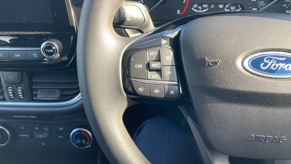 Ford Fiesta 1.1 Trend 5dr Petrol Hatchback - Image 27