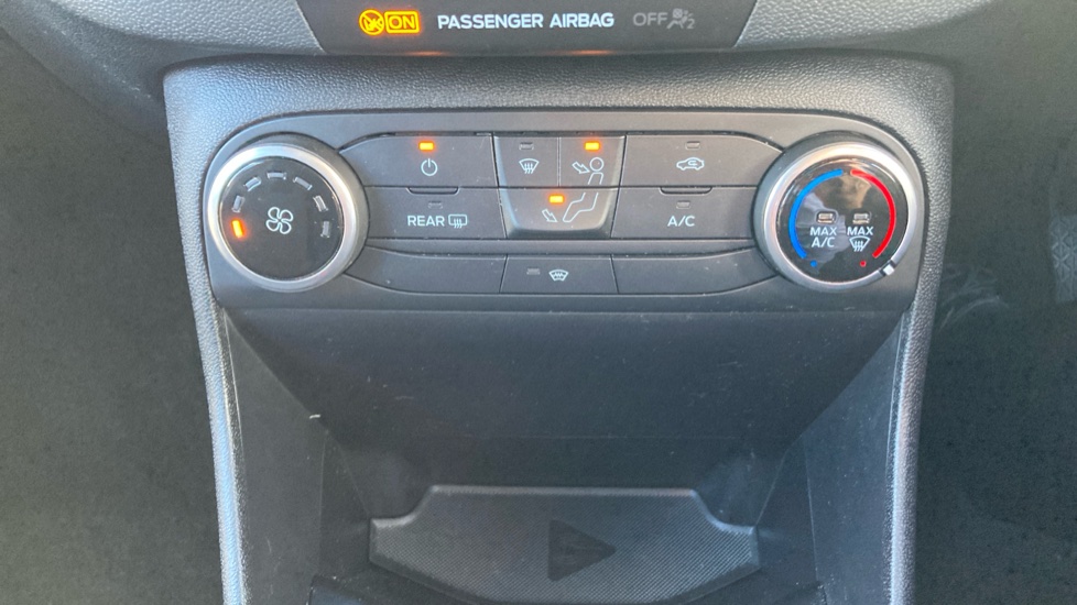 Ford Fiesta 1.1 Trend 5dr Petrol Hatchback - Image 29