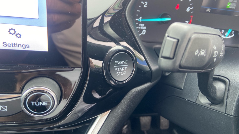 Ford Fiesta 1.0 EcoBoost Titanium 5dr Petrol Hatchback - Image 31