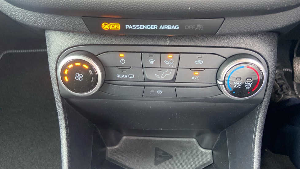Ford Fiesta 1.0 EcoBoost Titanium 5dr Petrol Hatchback - Image 36
