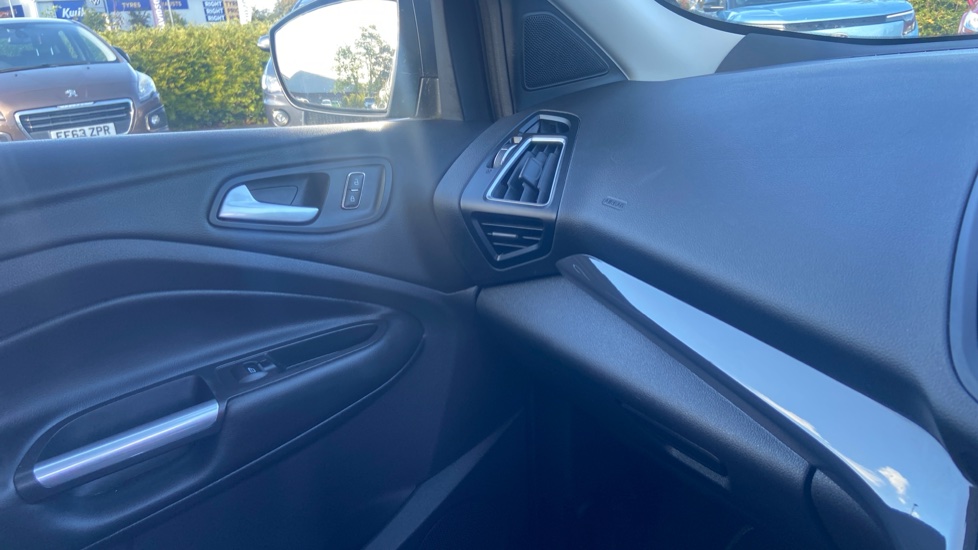 Ford Kuga 2.0 TDCi 150 Titanium X 5dr 2WD Diesel Estate - Image 19