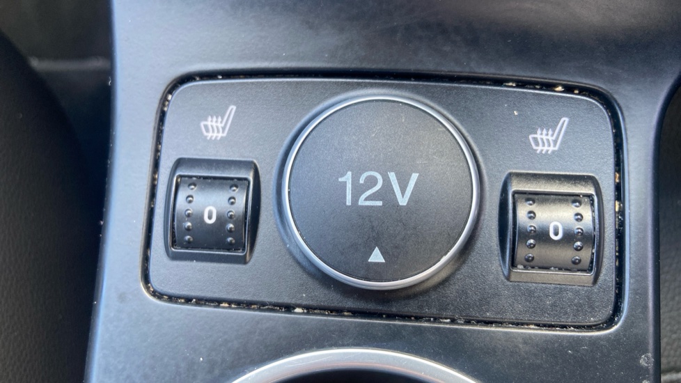 Ford Kuga 2.0 TDCi 150 Titanium X 5dr 2WD Diesel Estate - Image 35