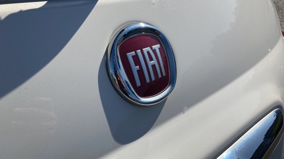 Fiat 500 1.0 Mild Hybrid Dolcevita [Part Leather] 3dr Petrol Hatchback - Image 25