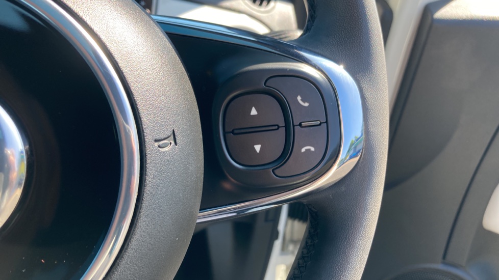 Fiat 500 1.0 Mild Hybrid Dolcevita [Part Leather] 3dr Petrol Hatchback - Image 31