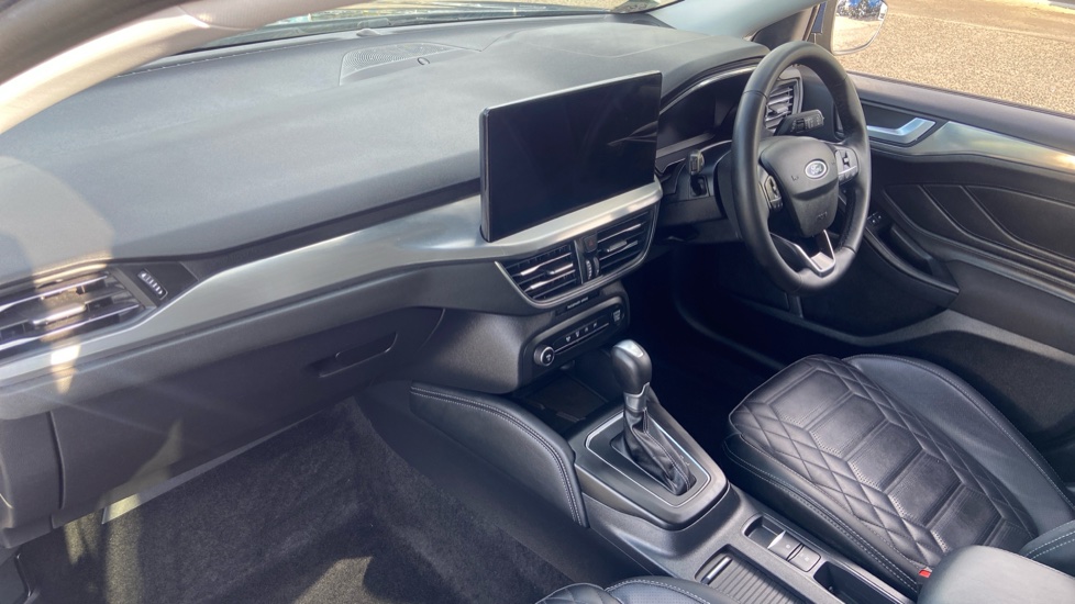 Ford Focus 1.0 EcoBoost Hybrid mHEV 155 Titanium X 5dr Auto Petrol Estate - Image 9