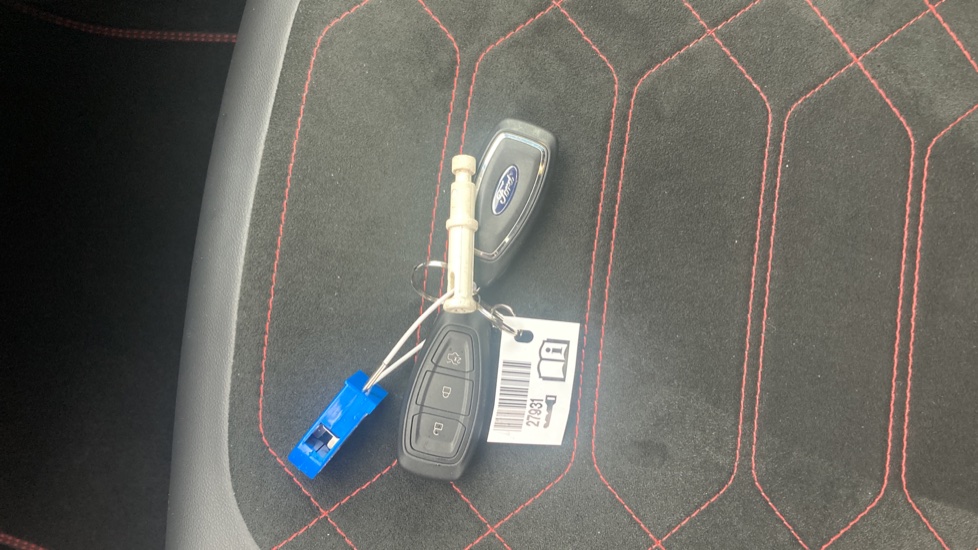 Ford Puma 1.0 EcoBoost Hybrid mHEV ST-Line X 5dr Petrol Hatchback - Image 20