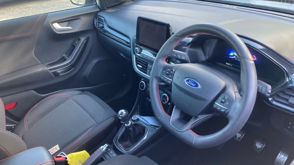 Ford Puma 1.0 EcoBoost Hybrid mHEV ST-Line 5dr Petrol Hatchback - Image 11