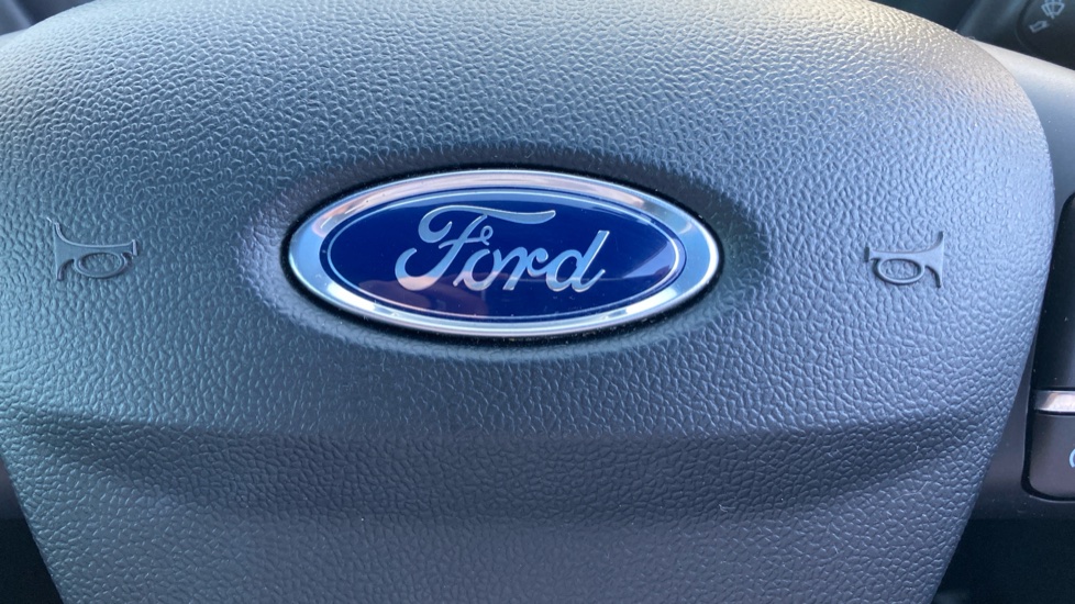 Ford Puma 1.0 EcoBoost Hybrid mHEV ST-Line 5dr Petrol Hatchback - Image 32