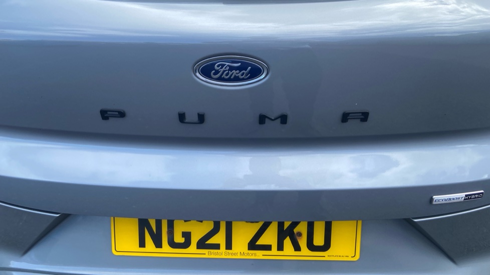 Ford Puma 1.0 EcoBoost Hybrid mHEV ST-Line X 5dr Petrol Hatchback - Image 24