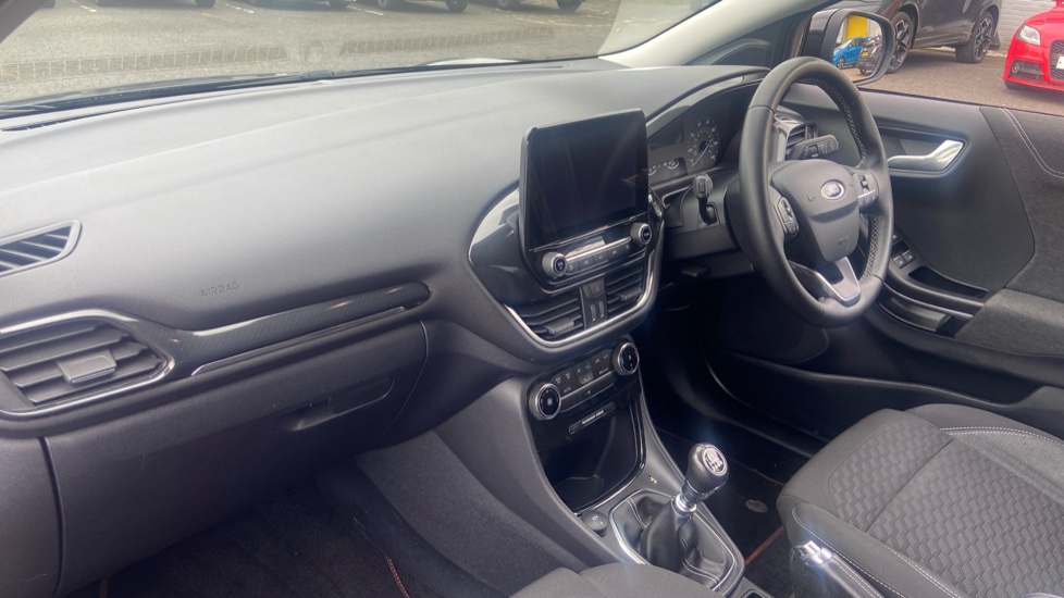 Ford Puma 1.0 EcoBoost Hybrid mHEV Titanium 5dr Petrol Hatchback - Image 9
