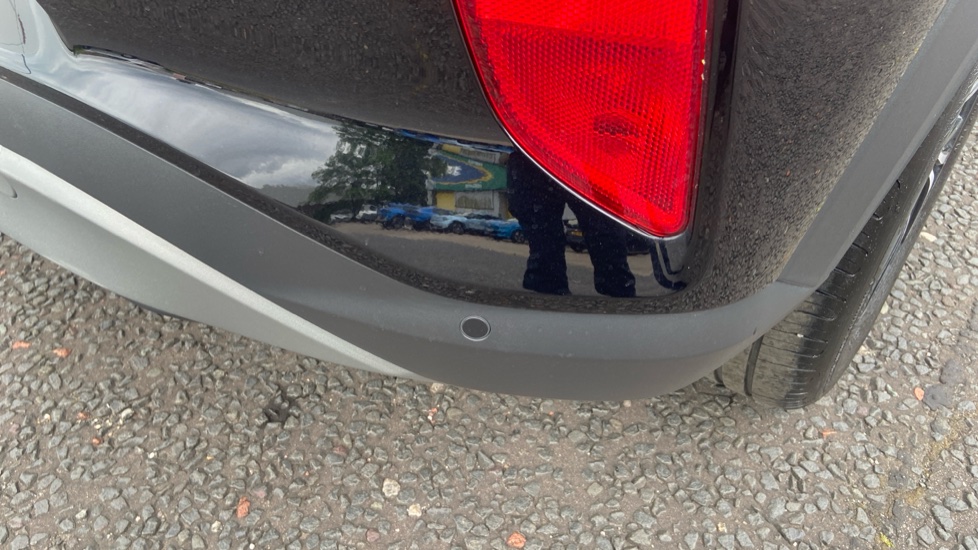 Ford Puma 1.0 EcoBoost Hybrid mHEV Titanium 5dr Petrol Hatchback - Image 21