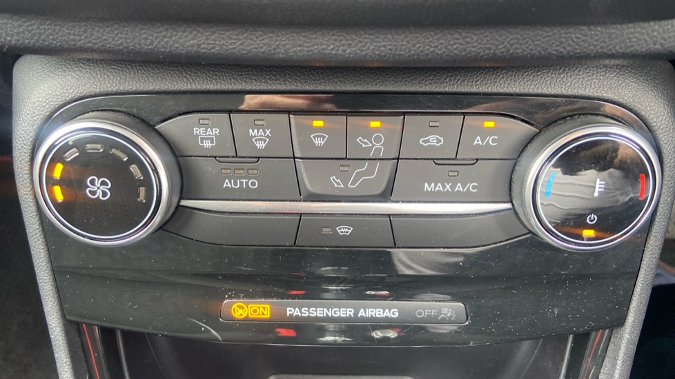 Ford Puma 1.0 EcoBoost Hybrid mHEV Titanium 5dr Petrol Hatchback - Image 35