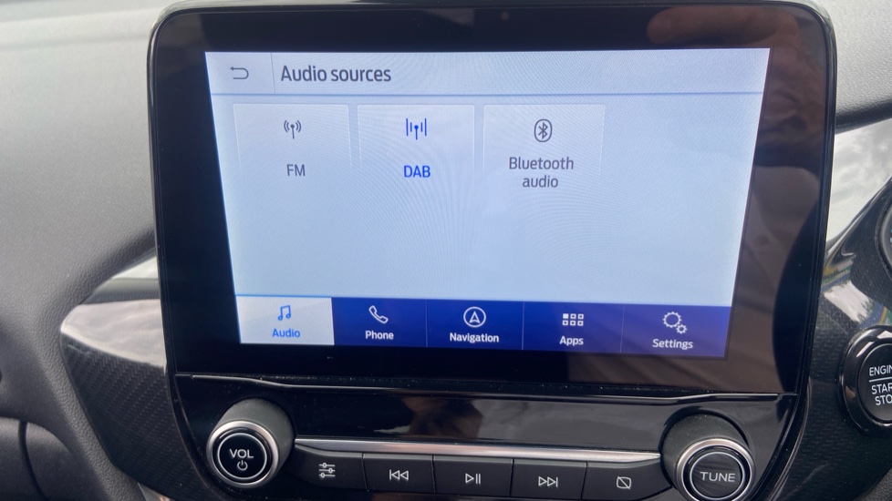 Ford Puma 1.0 EcoBoost Hybrid mHEV Titanium 5dr Petrol Hatchback - Image 43