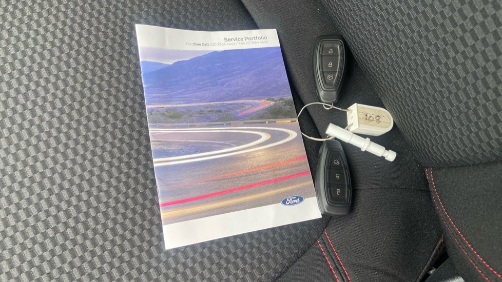 Ford Puma 1.0 EcoBoost Hybrid mHEV ST-Line 5dr Petrol Hatchback - Image 19