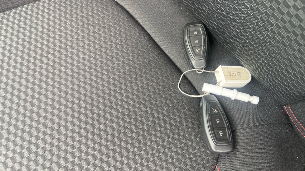 Ford Puma 1.0 EcoBoost Hybrid mHEV ST-Line 5dr Petrol Hatchback - Image 20