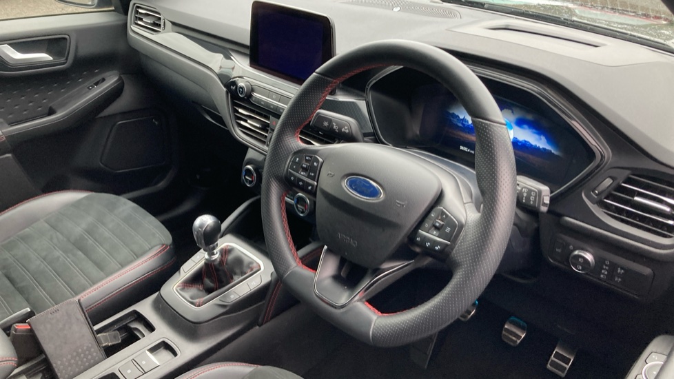 Ford Kuga 1.5 EcoBlue ST-Line First Edition 5dr Diesel Estate - Image 11
