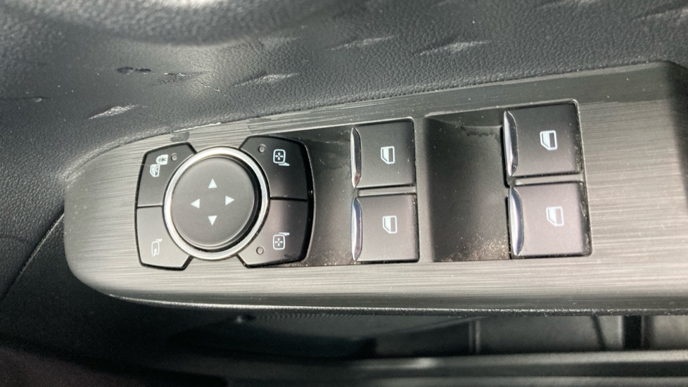 Ford Kuga 1.5 EcoBlue ST-Line First Edition 5dr Diesel Estate - Image 26