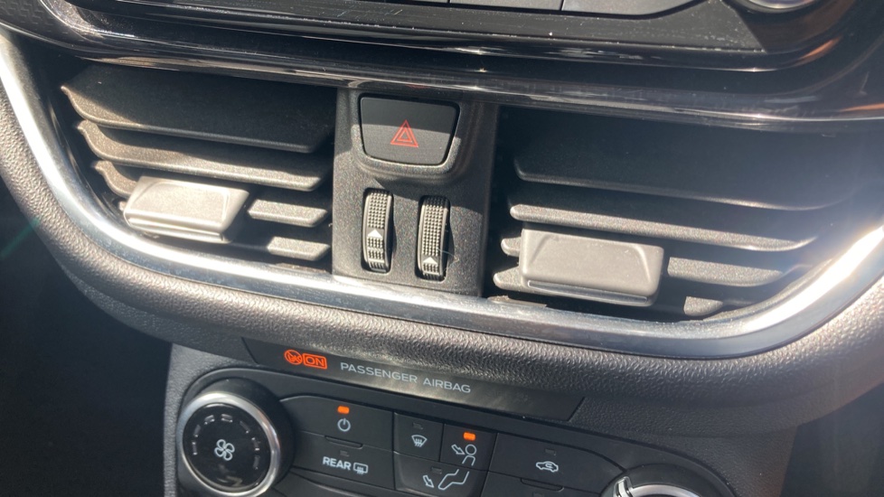 Ford Fiesta 1.0 EcoBoost Active 5dr Petrol Hatchback - Image 24