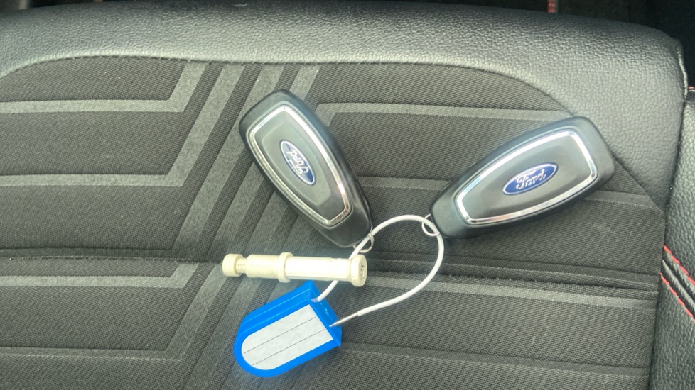 Ford Puma 1.0 EcoBoost Hybrid mHEV ST-Line X 5dr DCT Petrol Hatchback - Image 20
