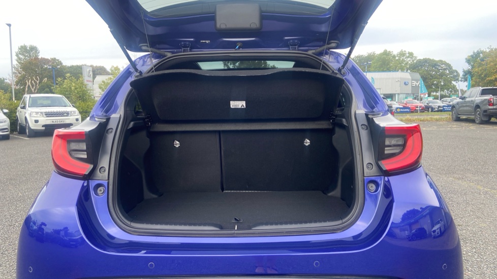 Toyota Yaris 1.5 Hybrid Excel 5dr CVT Hybrid Hatchback - Image 4