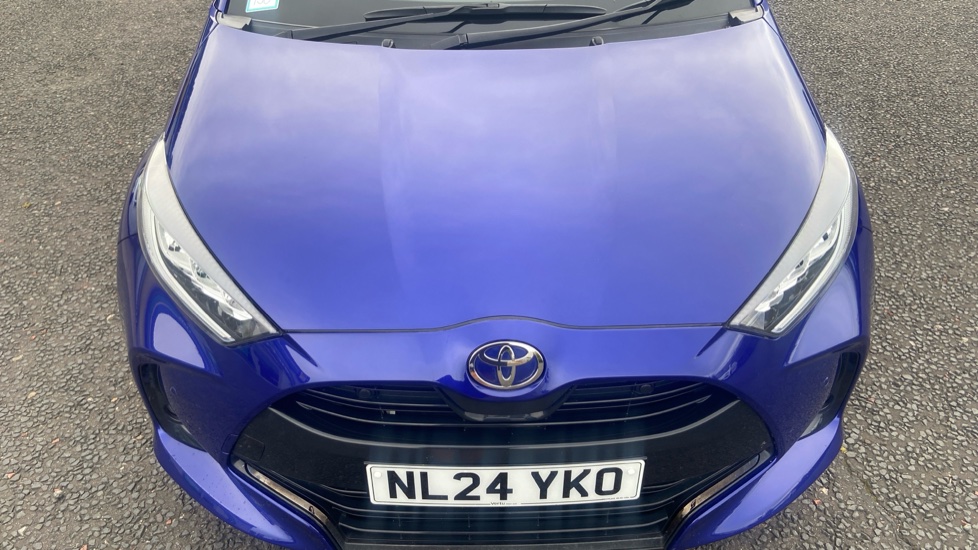 Toyota Yaris 1.5 Hybrid Excel 5dr CVT Hybrid Hatchback - Image 8