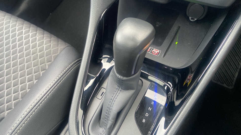 Toyota Yaris 1.5 Hybrid Excel 5dr CVT Hybrid Hatchback - Image 24