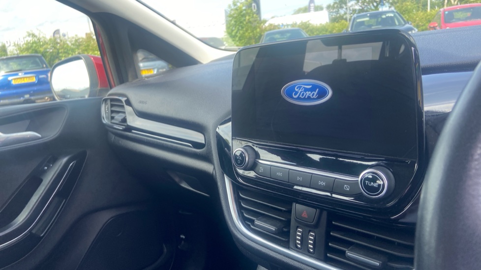 Ford Fiesta 1.0 EcoBoost Zetec 5dr Petrol Hatchback - Image 14