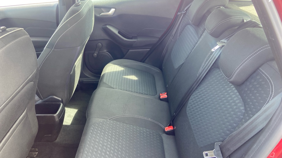 Ford Fiesta 1.0 EcoBoost Zetec 5dr Petrol Hatchback - Image 16