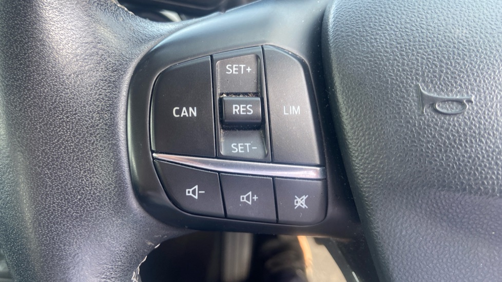 Ford Fiesta 1.0 EcoBoost Zetec 5dr Petrol Hatchback - Image 21