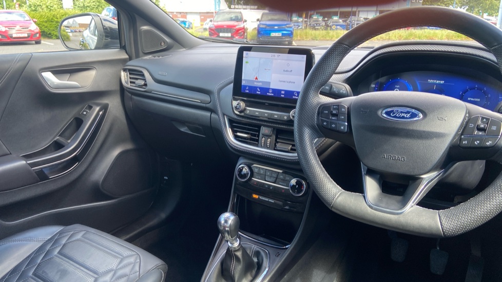 Ford Puma 1.0 EcoBoost Hybrid mHEV 155 ST-Line Vignale 5dr Petrol Hatchback - Image 14
