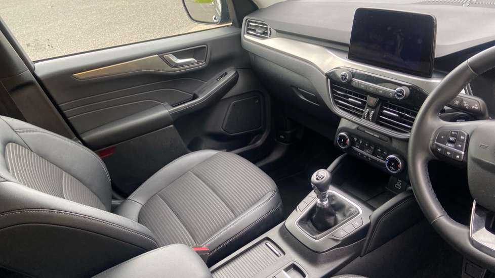 Ford Kuga 1.5 EcoBoost 150 Titanium Edition 5dr Petrol Estate - Image 14