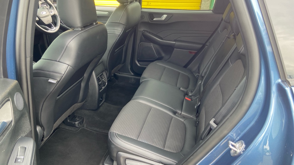 Ford Kuga 1.5 EcoBoost 150 Titanium Edition 5dr Petrol Estate - Image 16