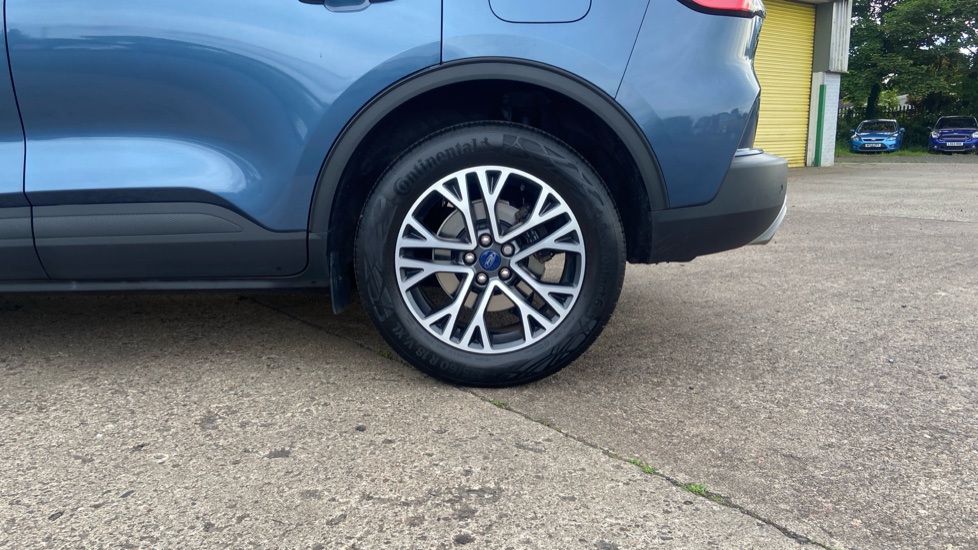 Ford Kuga 1.5 EcoBoost 150 Titanium Edition 5dr Petrol Estate - Image 25