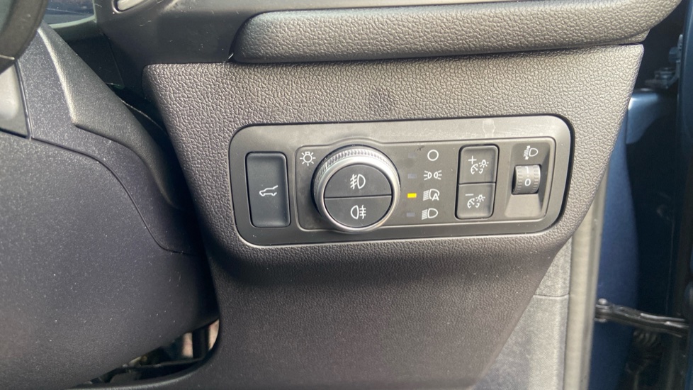 Ford Kuga 1.5 EcoBoost 150 Titanium Edition 5dr Petrol Estate - Image 31