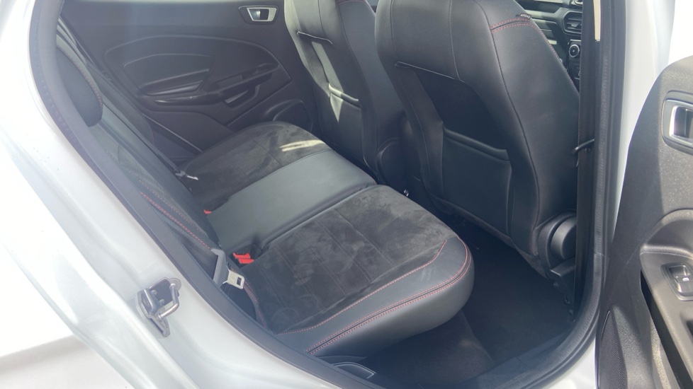 Ford EcoSport 1.0 EcoBoost 125 ST-Line 5dr Petrol Hatchback - Image 16
