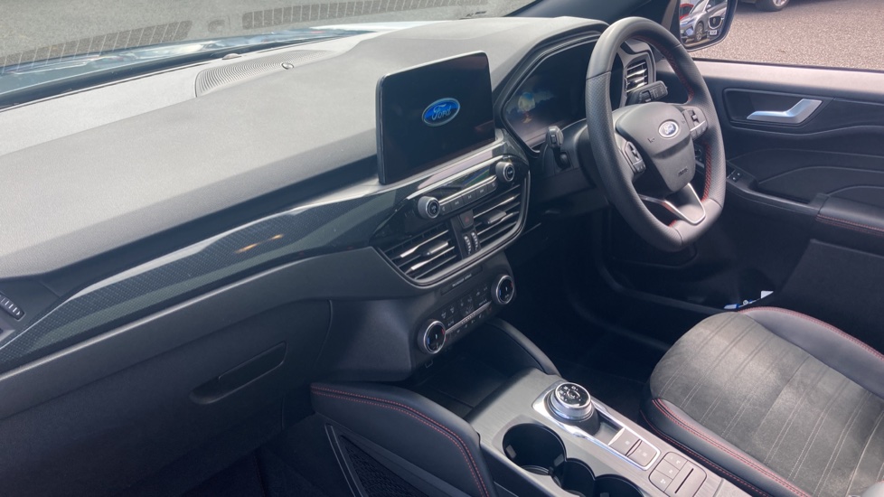 Ford Kuga 2.5 PHEV ST-Line X Edition 5dr CVT Estate - Image 9