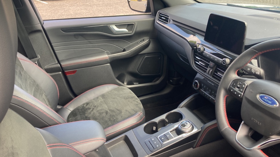 Ford Kuga 2.5 PHEV ST-Line X Edition 5dr CVT Estate - Image 14
