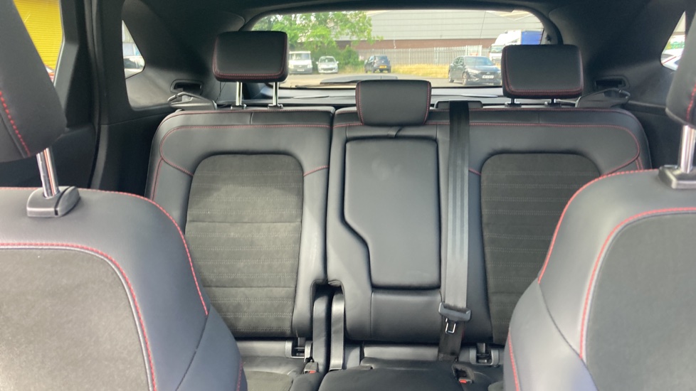 Ford Kuga 2.5 PHEV ST-Line X Edition 5dr CVT Estate - Image 15