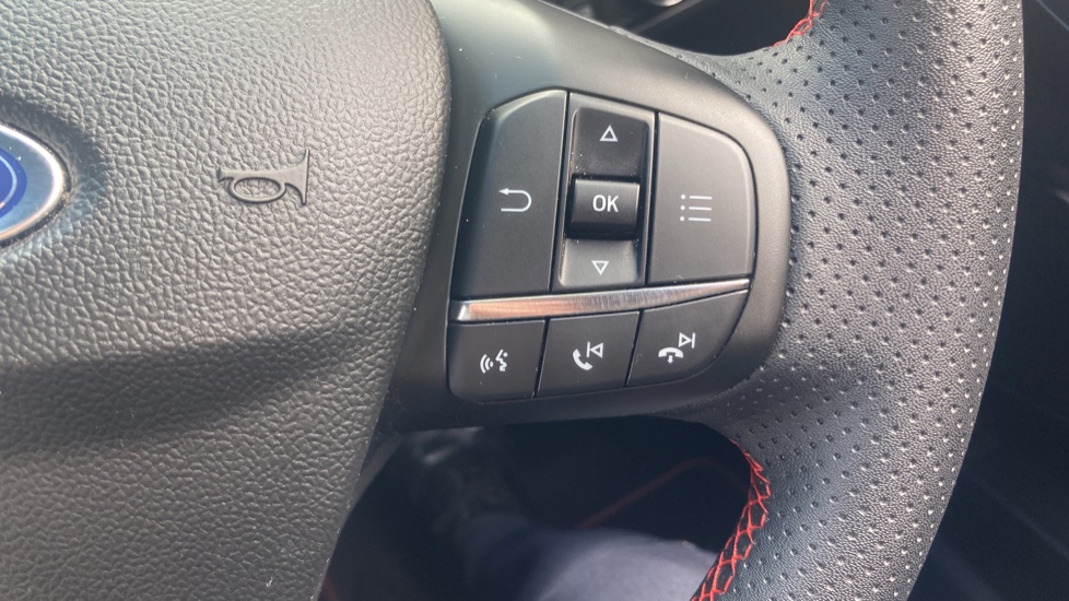 Ford Kuga 2.5 PHEV ST-Line X Edition 5dr CVT Estate - Image 31