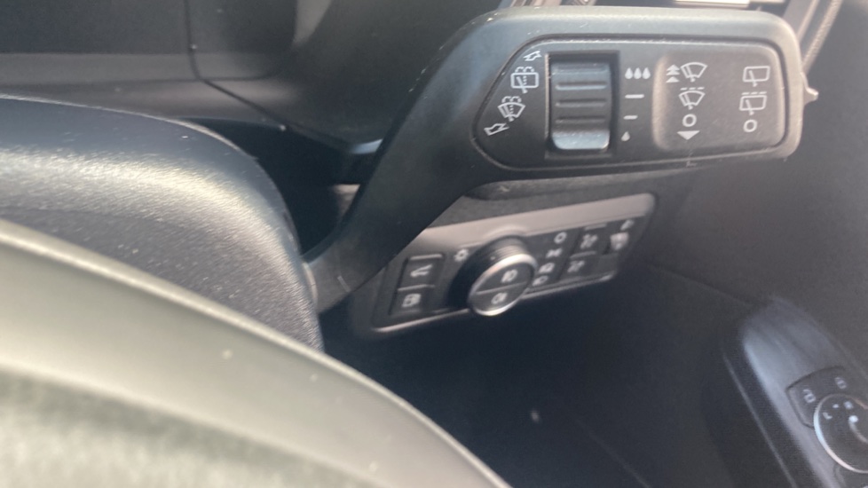 Ford Kuga 2.5 PHEV ST-Line X Edition 5dr CVT Estate - Image 33