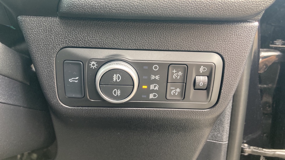 Ford Kuga 1.5 EcoBoost 150 ST-Line Edition 5dr Petrol Estate - Image 28
